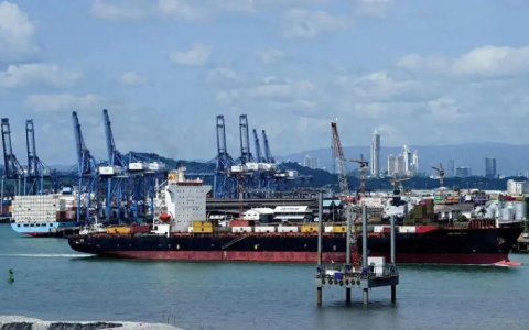 李嘉诚的投名状