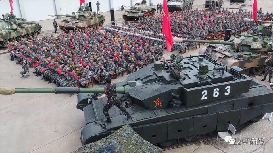 浅谈中国陆军99A2型主战坦克