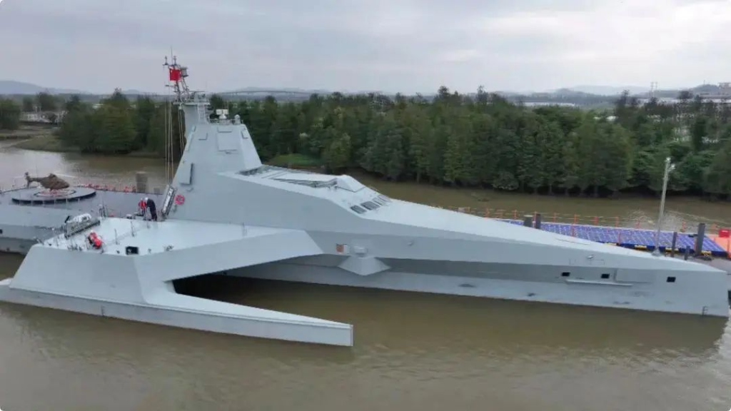 乌军奇袭克里米亚,给中国上一课:1000艘无人母舰,摧毁航母群