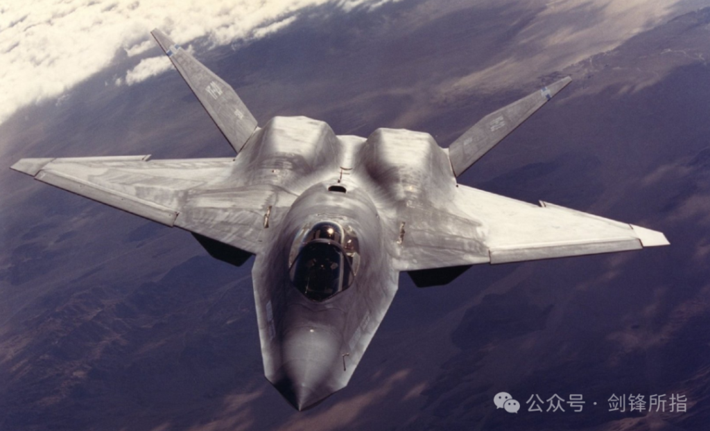 歼-20+YF-23综合体?网友推测的美国“六代机”外观构型CG图