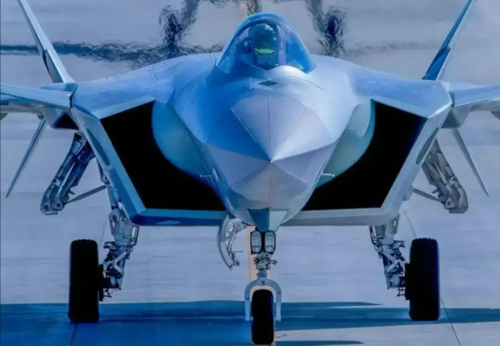 大长腿制空王,歼-20的明亮尾焰,照耀整个亚洲的天空!