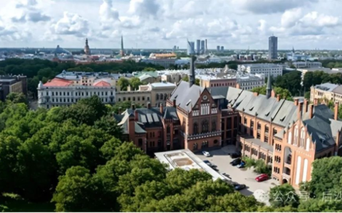 炮轰哈佛！特朗普在做功德？