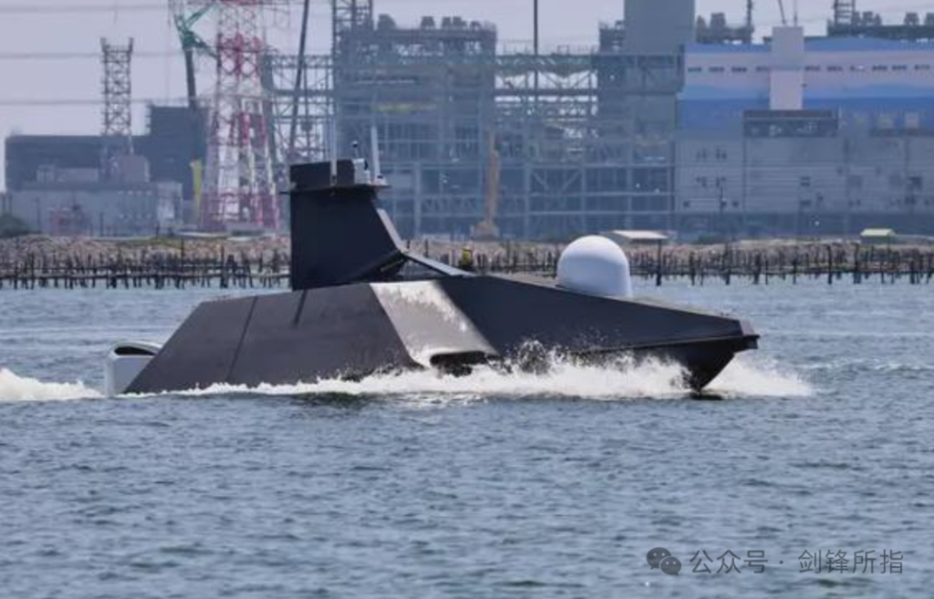 东部战区发布最新视频,无人机对台侦察画面曝光,海岸线清晰可辨