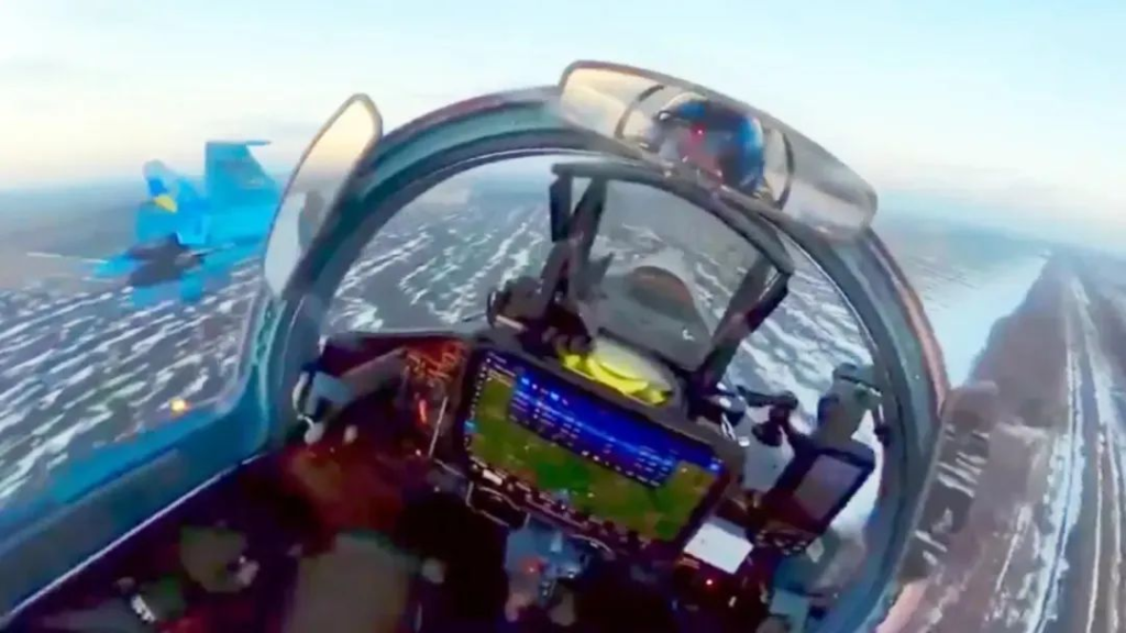 土耳其F-16战机采用平板电脑控制国产武器,绕过美制航电系统限制