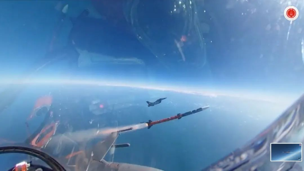 土耳其F-16战机采用平板电脑控制国产武器,绕过美制航电系统限制