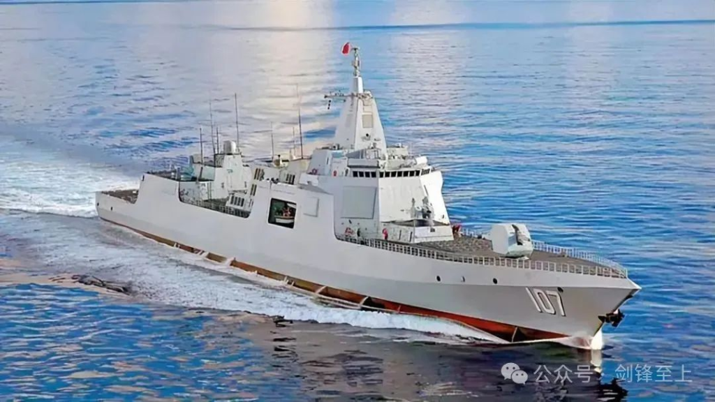 中国第二个海外基地成了，扼守马六甲海峡，福建舰也能停，但数量仍然远远不够