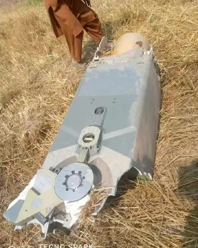 印军“风暴阴影”隐身巡航导弹被巴军“俘获”后,中国防空系统成了近期军贸市场第一抢手货!