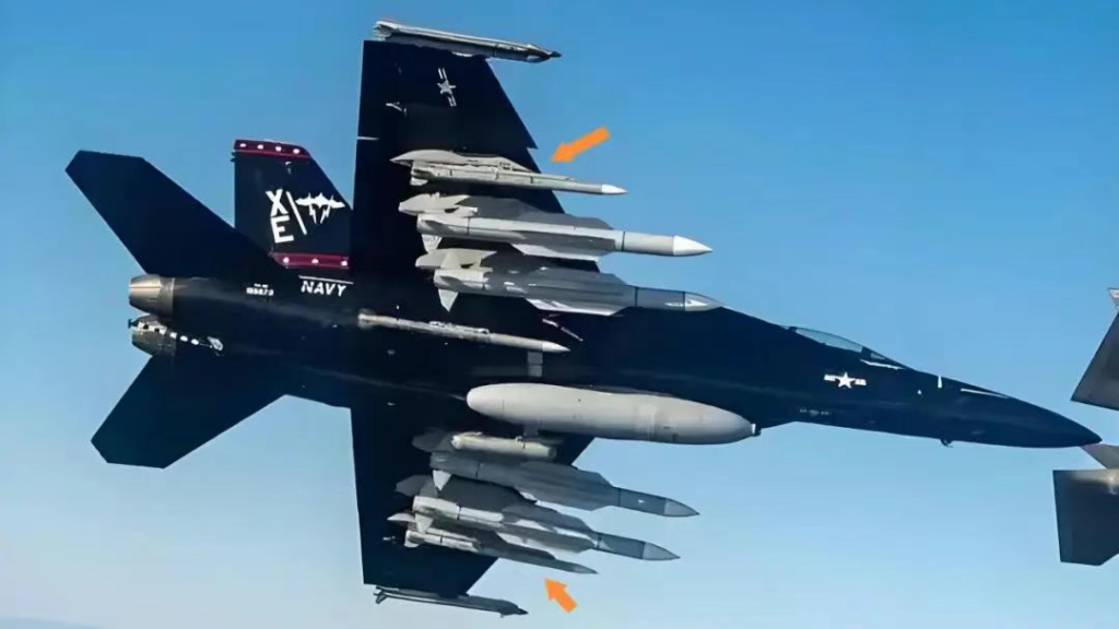 中方下一代空空导弹畅想:变推力,射程翻倍,可装入歼20弹舱