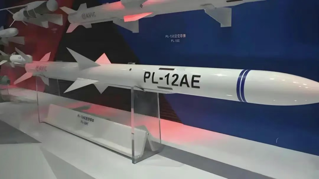 中方下一代空空导弹畅想:变推力,射程翻倍,可装入歼20弹舱