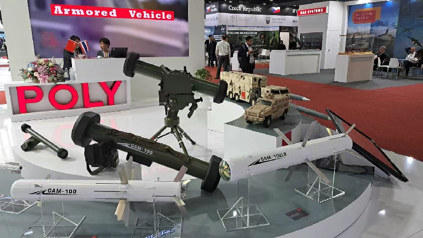 无法低调！中国竟然有两款红箭-12，红外热成像导弹成了大白菜