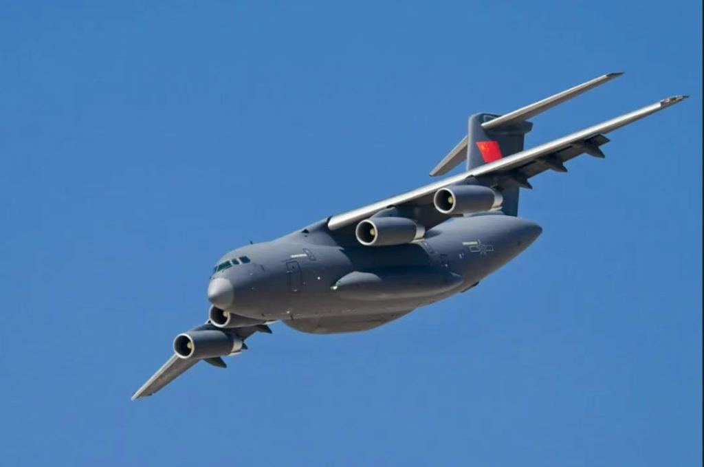 霸气!把运-20开成战斗机,“阿富汗式降落”,你值得乘坐体验