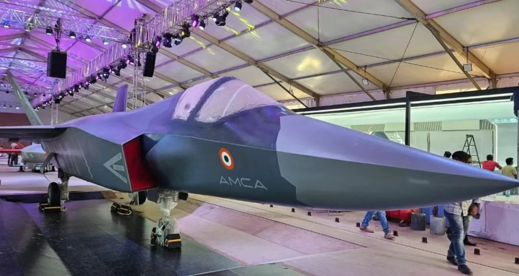 用10年时间再造一款歼20S?印度入伙GCAP六代机计划,被歼-36/50压的招架不住了?