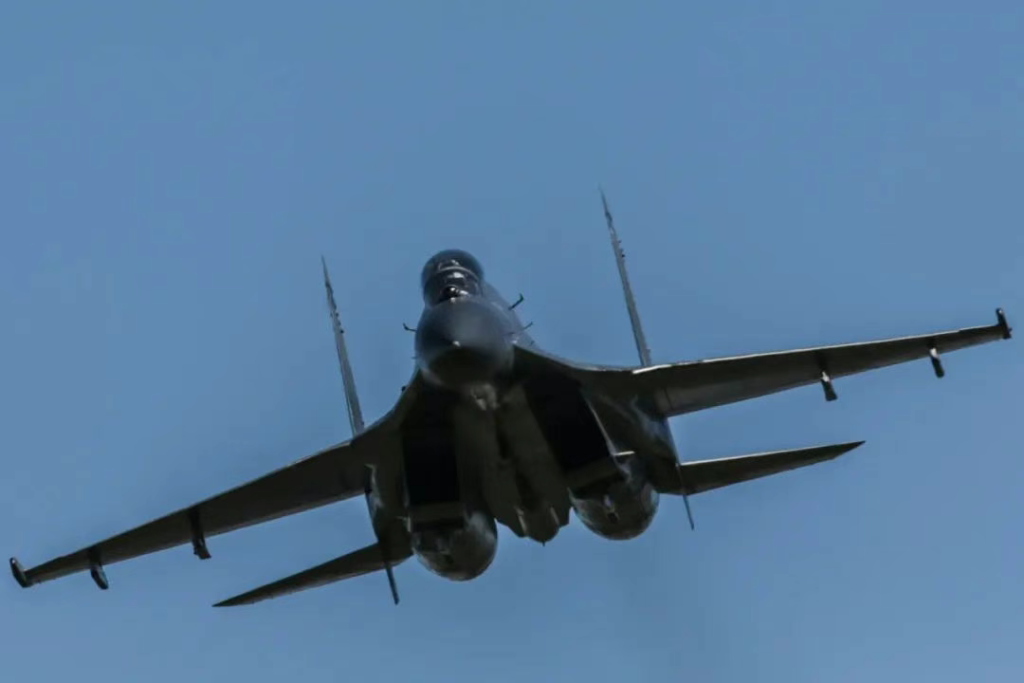 乌克兰无人艇再获击杀记录，击落一架俄军苏-30SM战斗机