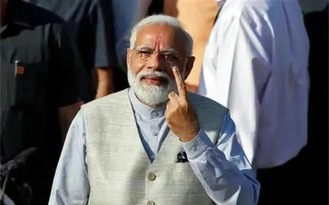 “克什米尔”这场戏，“戏精附体”的印度要演不下去了