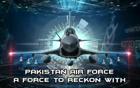 百步穿杨一击毙命，谁还跟你玩格斗！印军阵风英勇拦截霹雳-15导弹