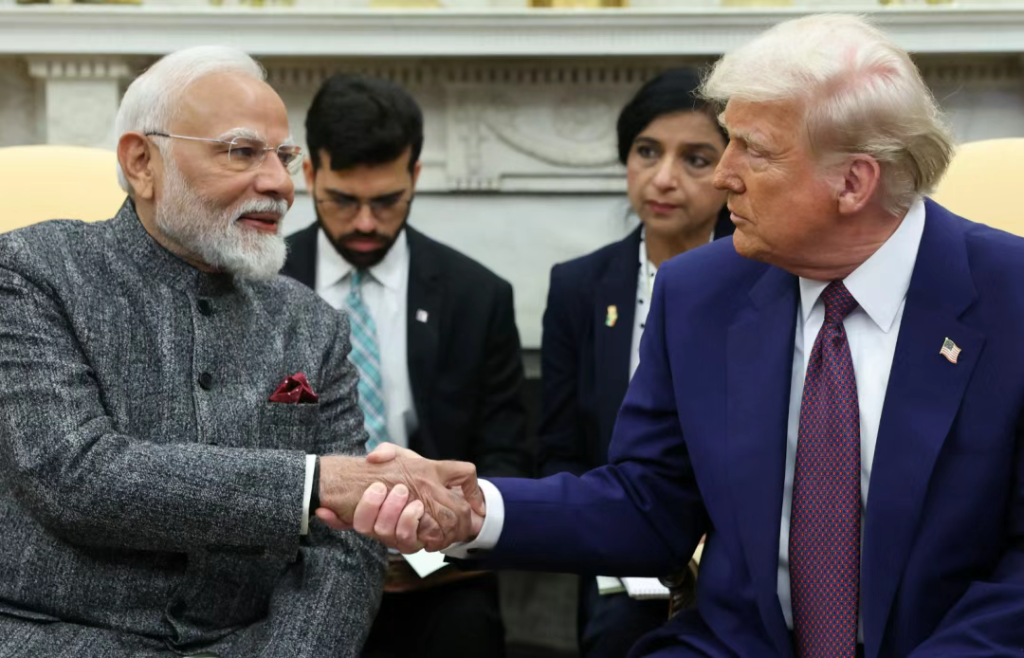 莫迪跪降美国,印巴战争临近?已成金砖叛徒!