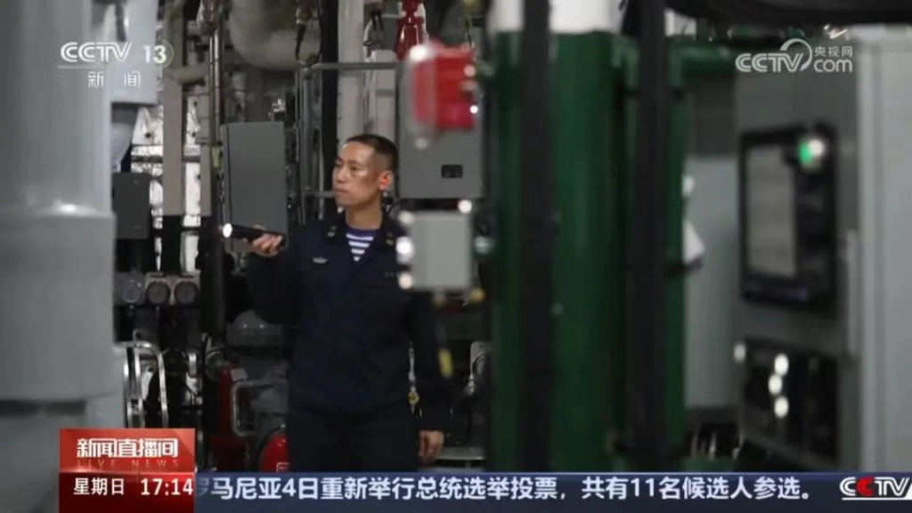 054B护卫舰动力舱曝光，采用新一代高速柴油机，最大航速突破30节