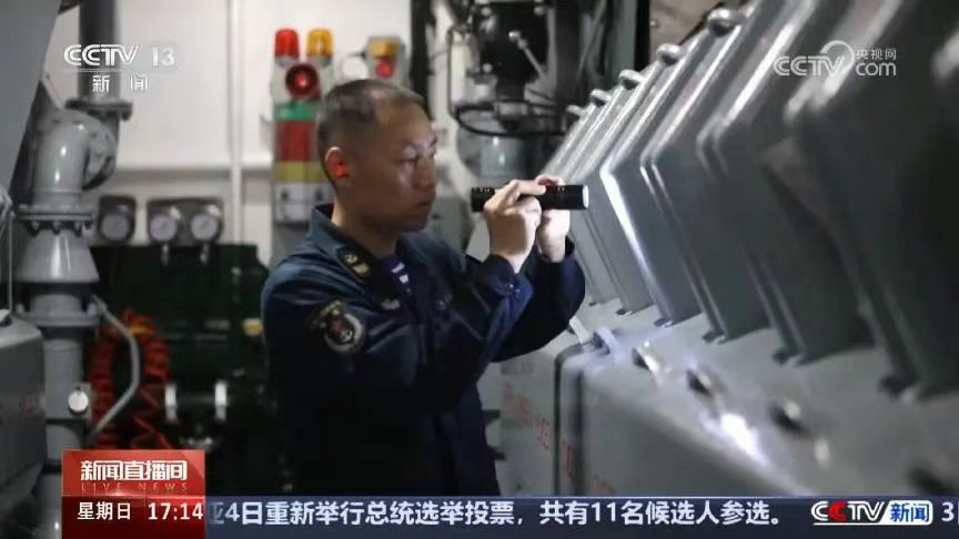 054B护卫舰动力舱曝光，采用新一代高速柴油机，最大航速突破30节