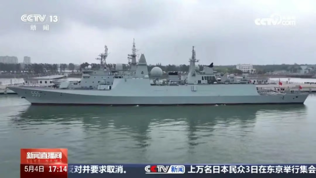 054B护卫舰动力舱曝光，采用新一代高速柴油机，最大航速突破30节