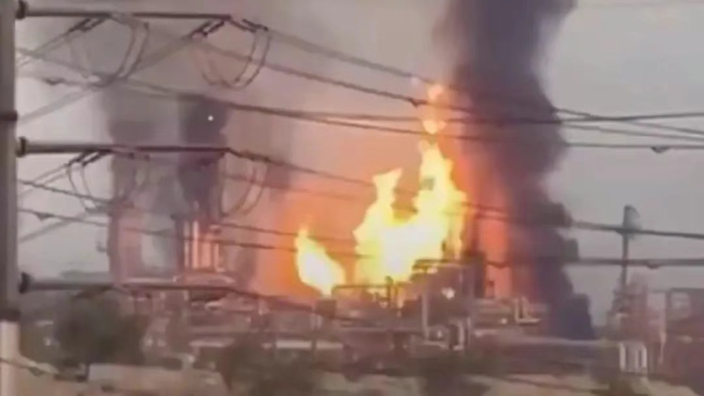 伊朗与以色列展开对攻战,打击目标已经转向民用关键设施