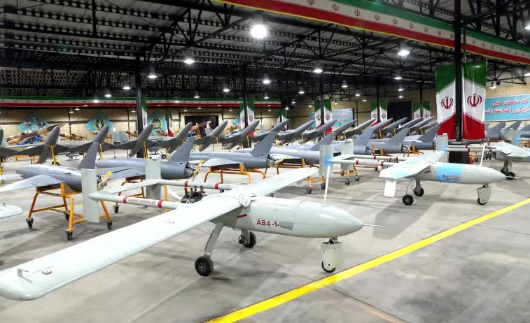 德黑兰上空的鹰