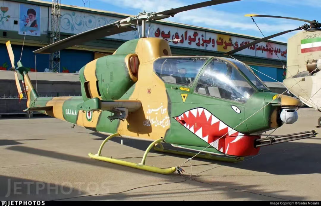 以色列空军摧毁伊朗AH-1直升机,都是巴列维王朝的遗物还经过升级