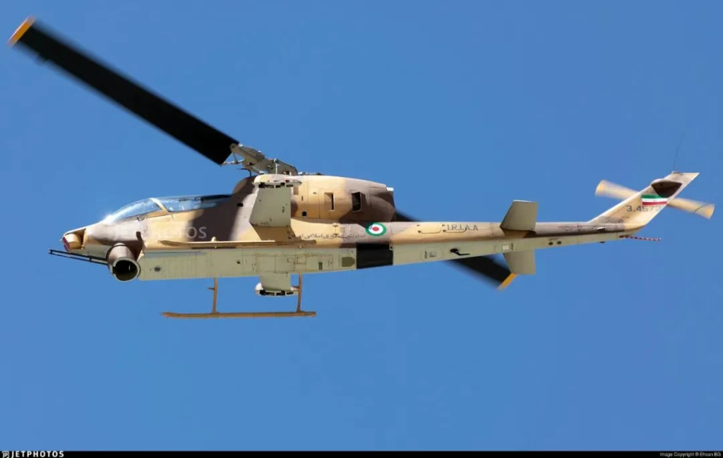 以色列空军摧毁伊朗AH-1直升机,都是巴列维王朝的遗物还经过升级