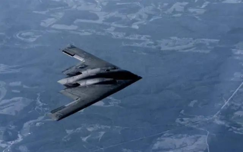 美军都把炸弹扔头上了，伊朗高层的“主和派”，依旧没让西方失望