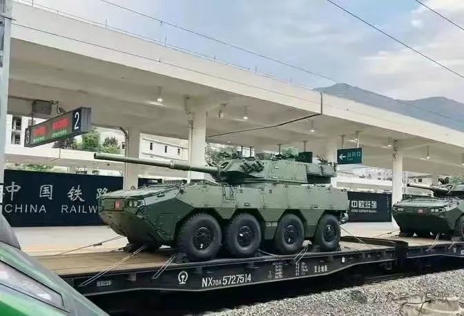 新 105 突击炮特点与虚拟战斗