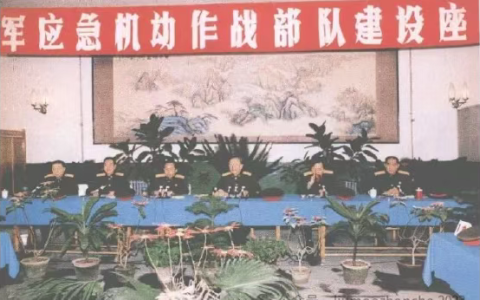 看不懂的122自行榴弹炮