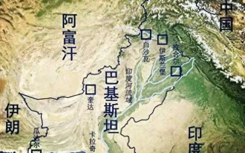 陆权撼动海权？中阿铁路开建,1千亿美元铜矿终入中国之手