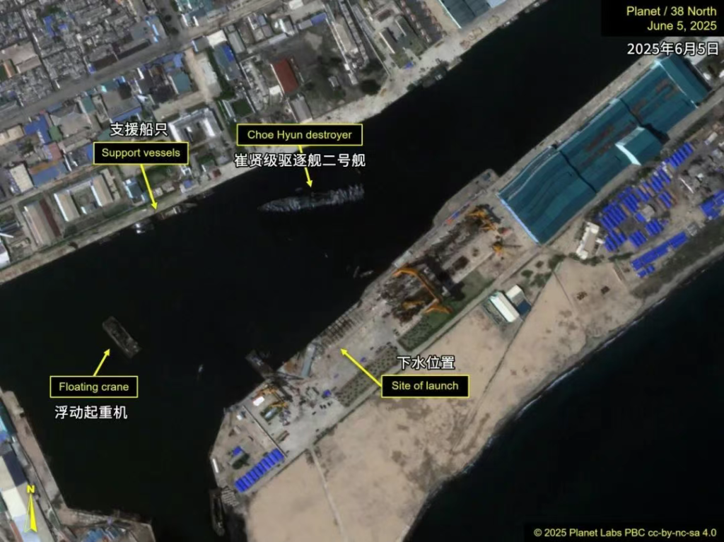 成功离岸下水,朝鲜侧翻驱逐舰的“翻身仗”,前后仅15天