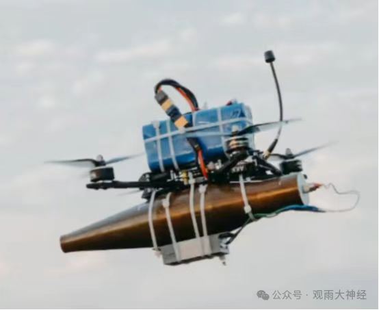 乌军摧毁战略轰炸机虽然让俄军抓狂，但也帮了俄军一个忙…