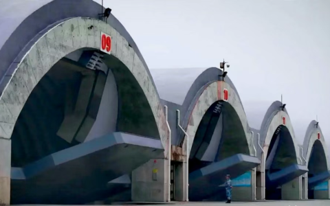 给中国上了一课！俄多架战略轰炸机被毁，解放军大批轰-6K也要警惕