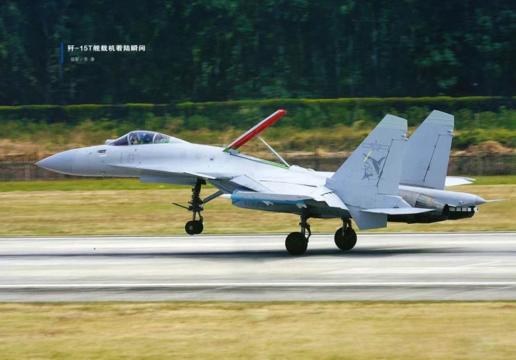 官方曝光,歼-15T换上涡扇-10,我国主力战机航发实现100%国产化!