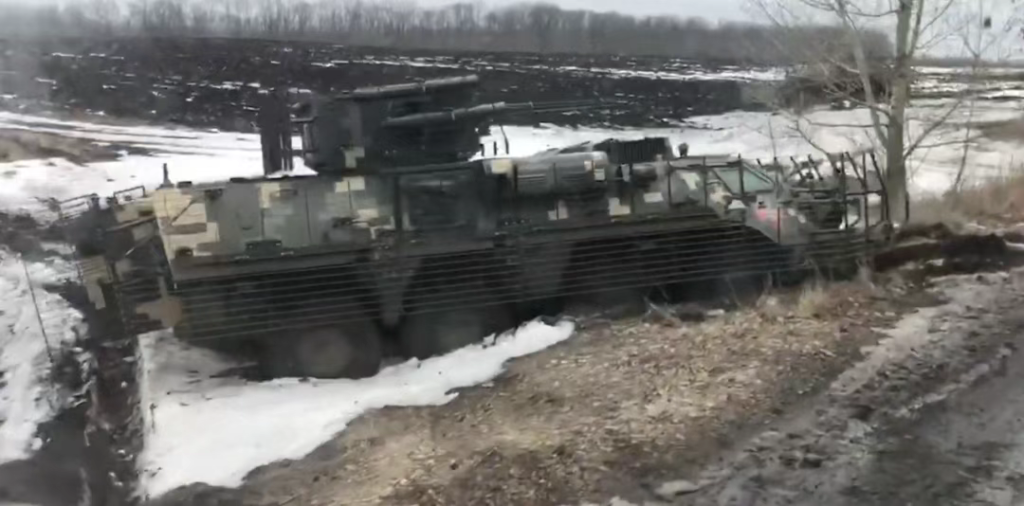 朱时茂,你这个浓眉大眼的家伙也叛变革命了!——BTR-4步兵战车