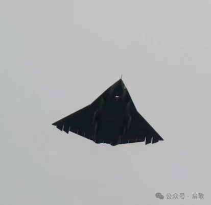 歼36三发变两发的可能性!