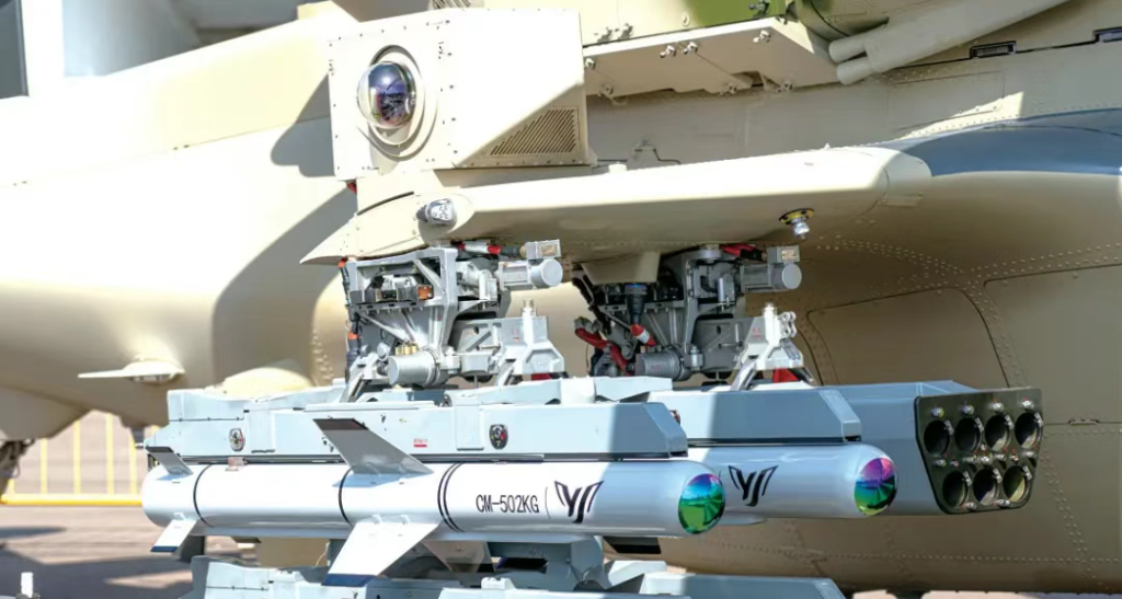 导弹满挂：十年轮回，直-10武装直升机最新款终于交付巴基斯坦？