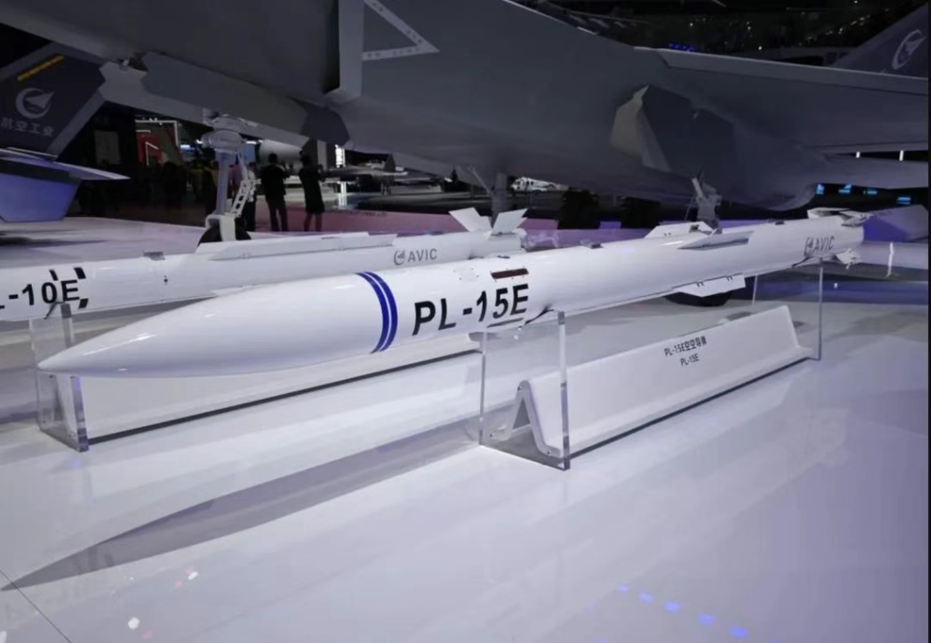 惊爆!俄军秘密导弹突然登场,性能直逼中国 “霹雳 - 15”,空战要变天?