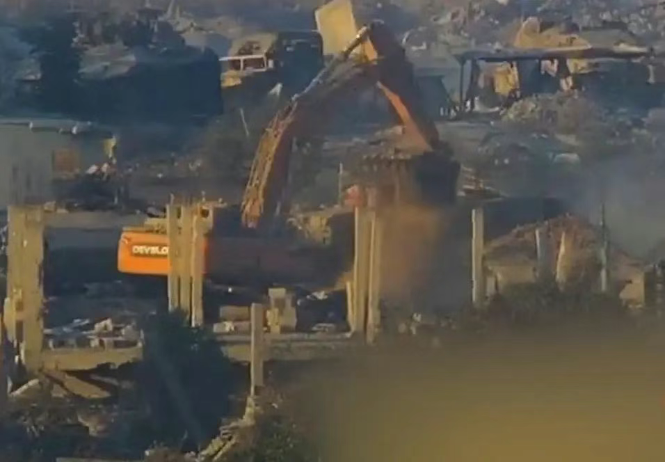 这不是“神剧”!而是现实……