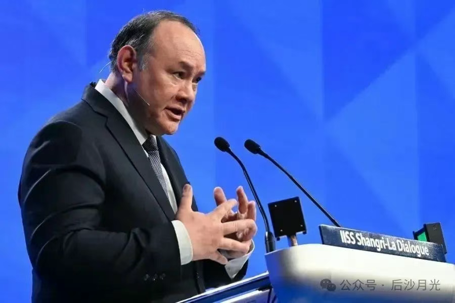 太逗了，菲律宾劝中国放弃核武器！