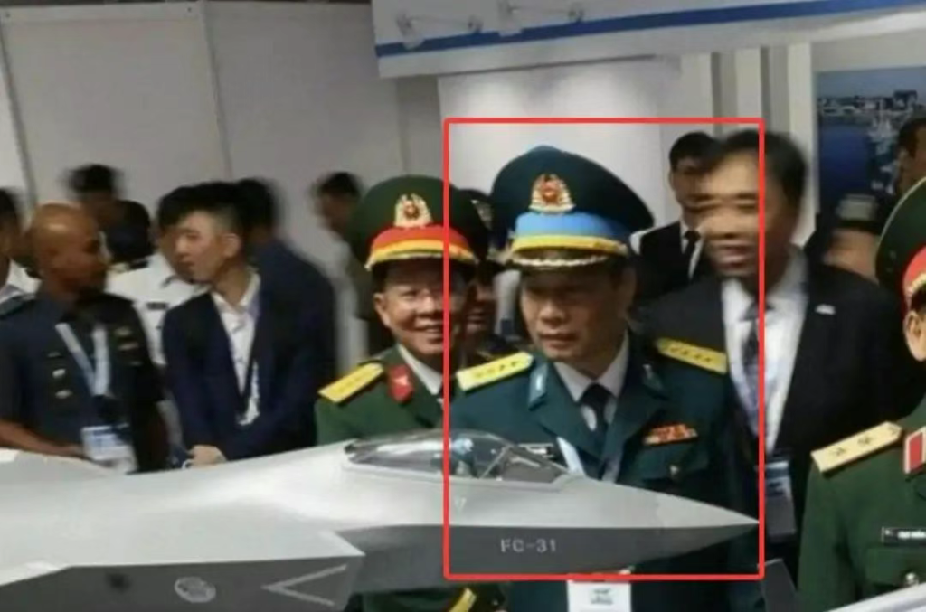 越南空军,凭啥敢称“东南亚第一”?只买对的不买贵的,中国买啥他买啥