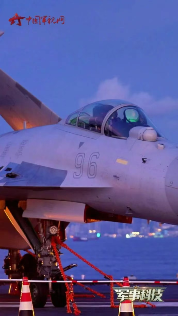 央视公开世界最强舰载机生产线,性能全面碾压美军,量产已超过70架