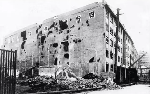 固守四行仓库的八百壮士，跟错了领导