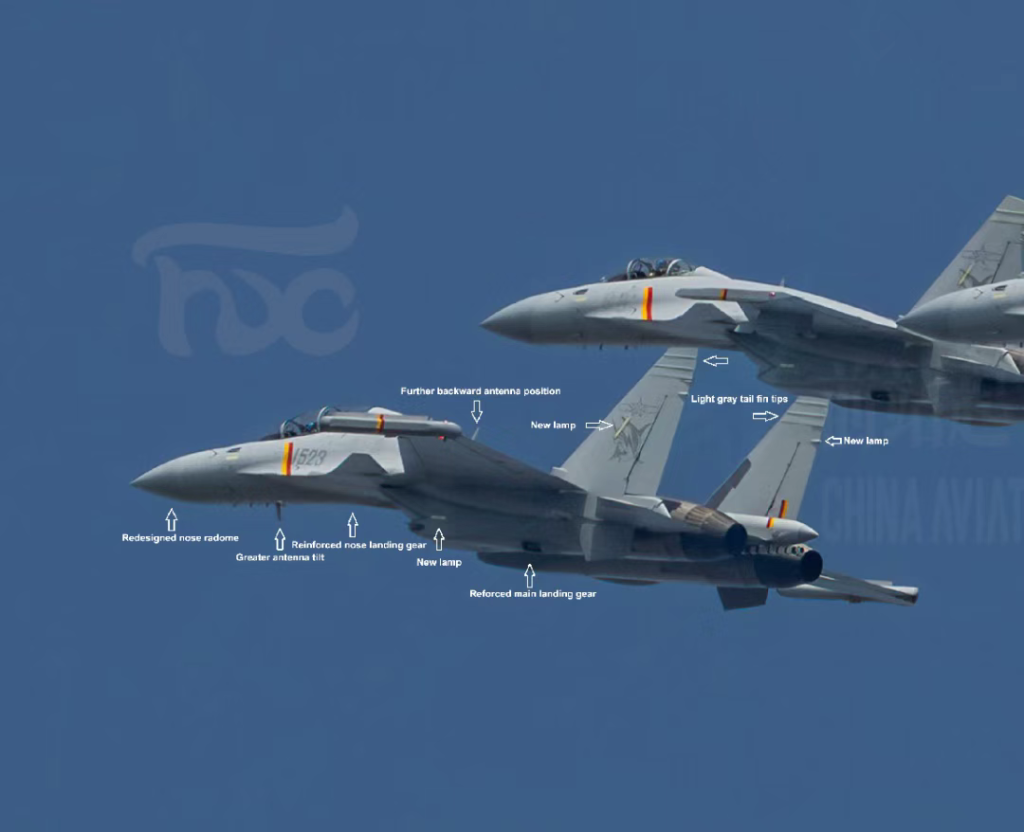 大杀器终于亮相!歼-15DT弹射型电战机现身,祖传的减速板已取消