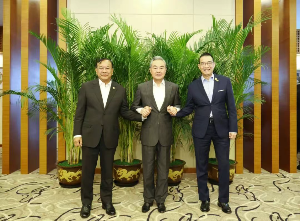 全世界都盯着安克雷奇，东大却悄悄办了件大事