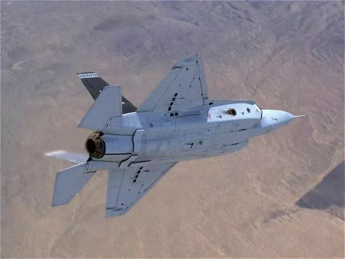 歼-35才是F-35本来该有的样子
