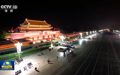 大阅兵装备看嗨了！不，这是在重新定义“现代战争”！