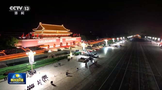 大阅兵装备看嗨了!不,这是在重新定义“现代战争”!