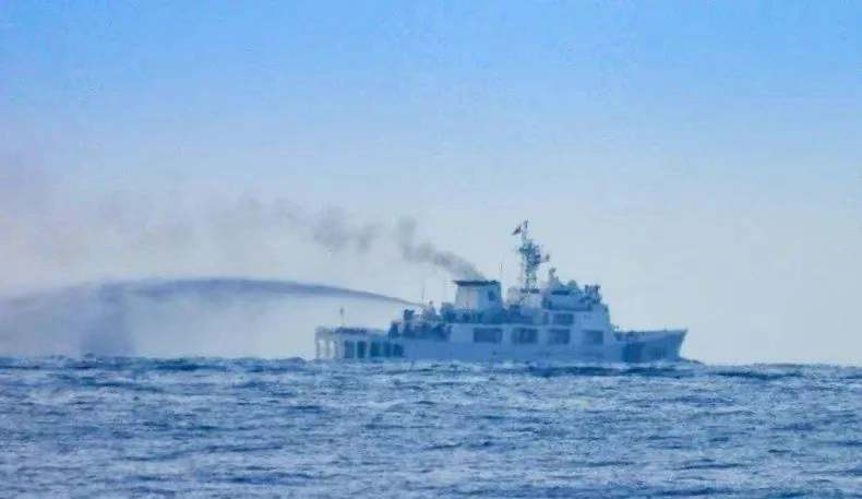 来真的了!从“以德斧人”到架上重机枪……中国海警在仁爱礁“上强度”!